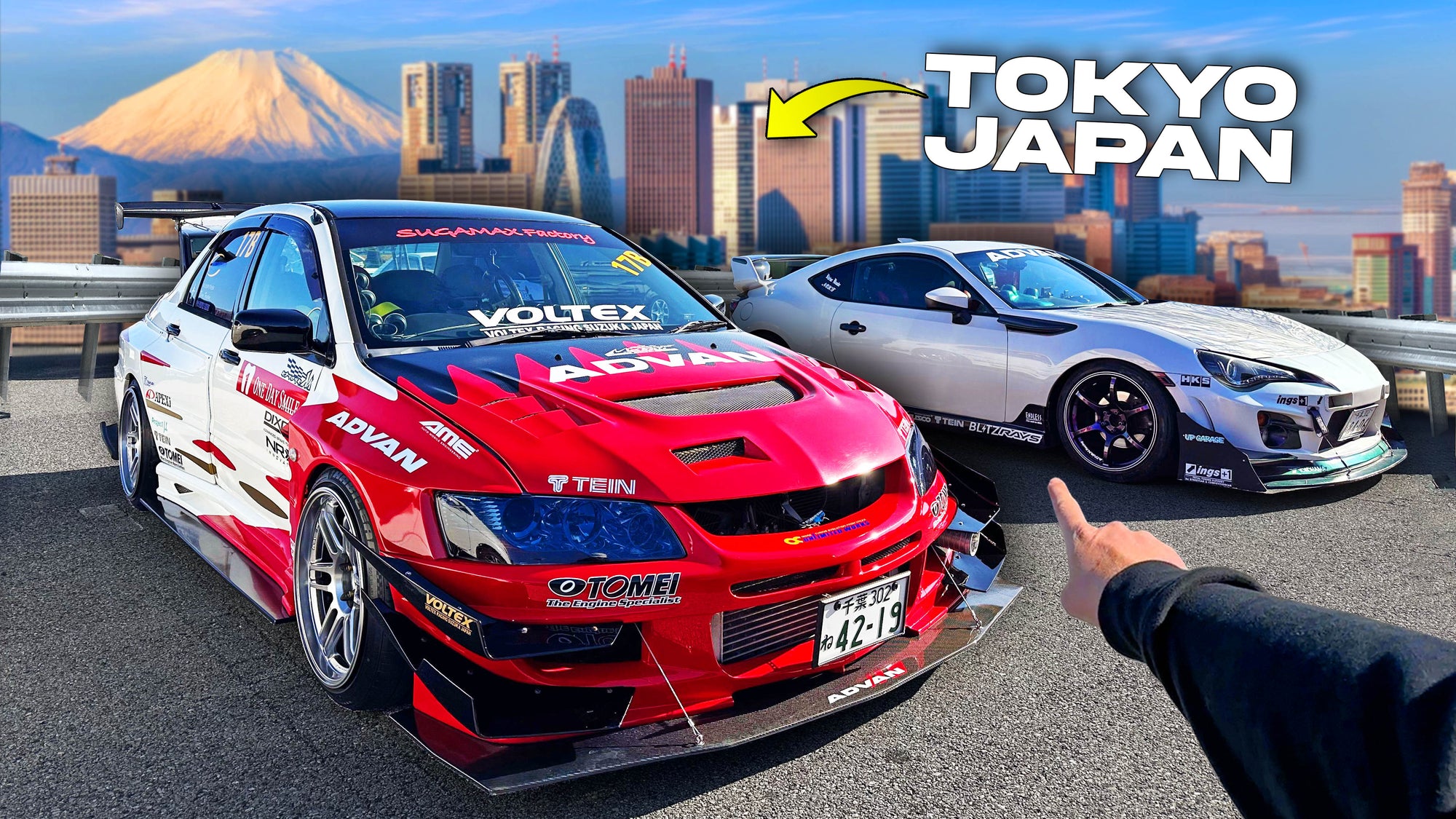 Hunting for JDM Cars in Tokyo Auto Salon parking lot!
