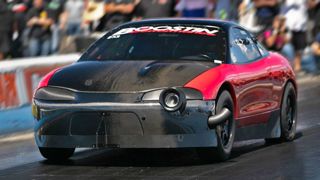 Demon R800 Can ANYBODY beat the Red Demon?! (1800hp Eclipse) - 1320Video